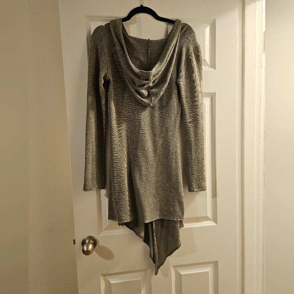 Mishu Gray Hooded Knit Sweater With Asymmetrical Hem, Women's Size S - Picture 5 of 7